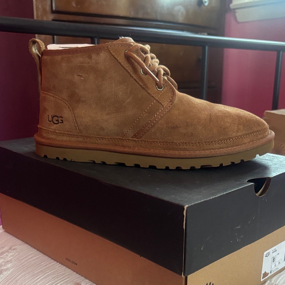 UGG Men's Tan Neumel